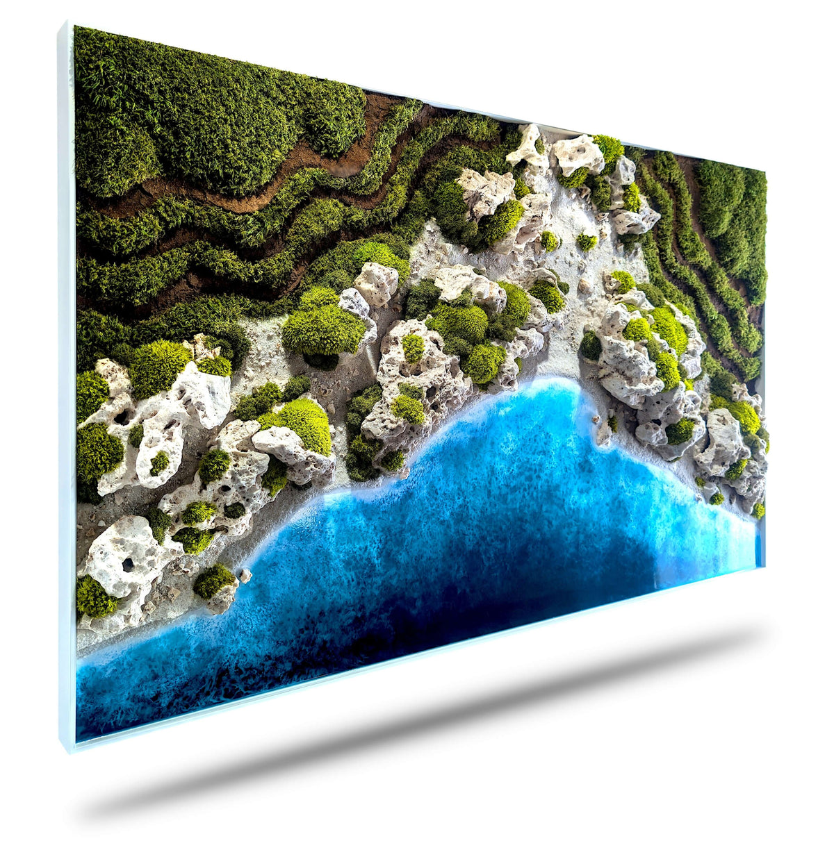 Maritime Kunst Ocean Coast wall art featuring a coastal landscape with preserved materials and blue epoxy resin.