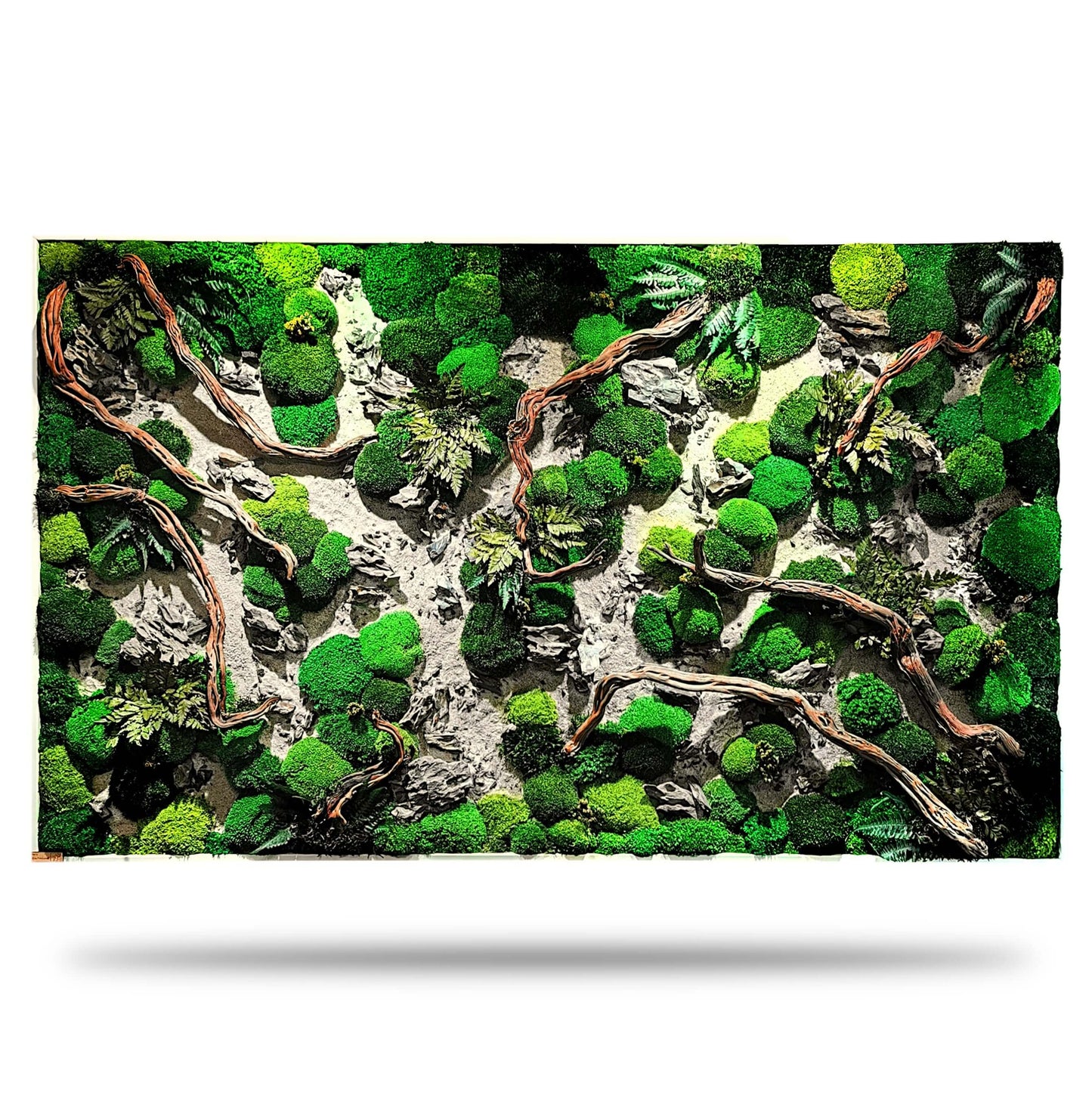 Moosbild Dried Riverbed aus Holz und echten Steinen, natürliche Wandkunst mit lebendigem Grün.