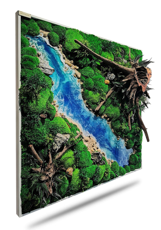Handgefertigtes Moosbild Waldfluss - Wandbild mit Epoxidharz, lebendige Miniaturlandschaft mit Moos und Flusselement.