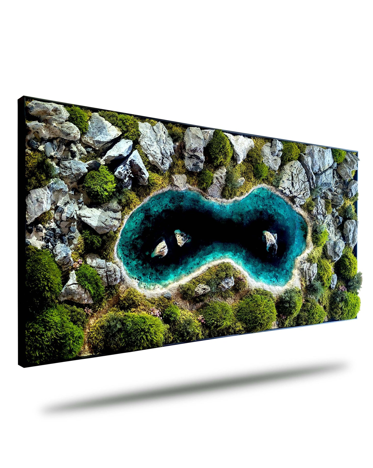 Alpiner Bergsee aus Moos Holz & Epoxidharz - Healthyscape, eine Bergseelandschaft mit Moosen und Epoxidharz.