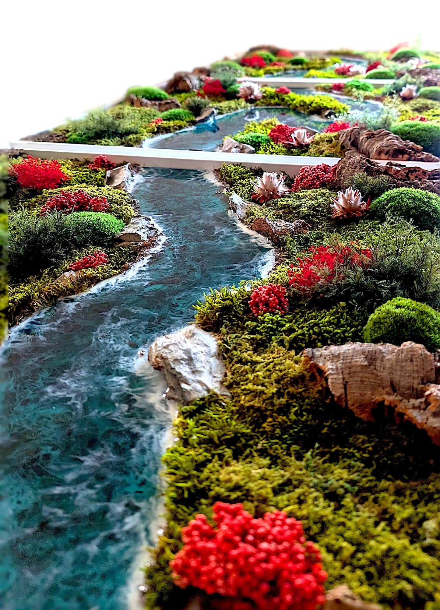 Moosbild 3er Set mit Epoxidharz-Fluss & natürliche Korkrinde, handgefertigte Naturkunstwerke mit buntem Moos.