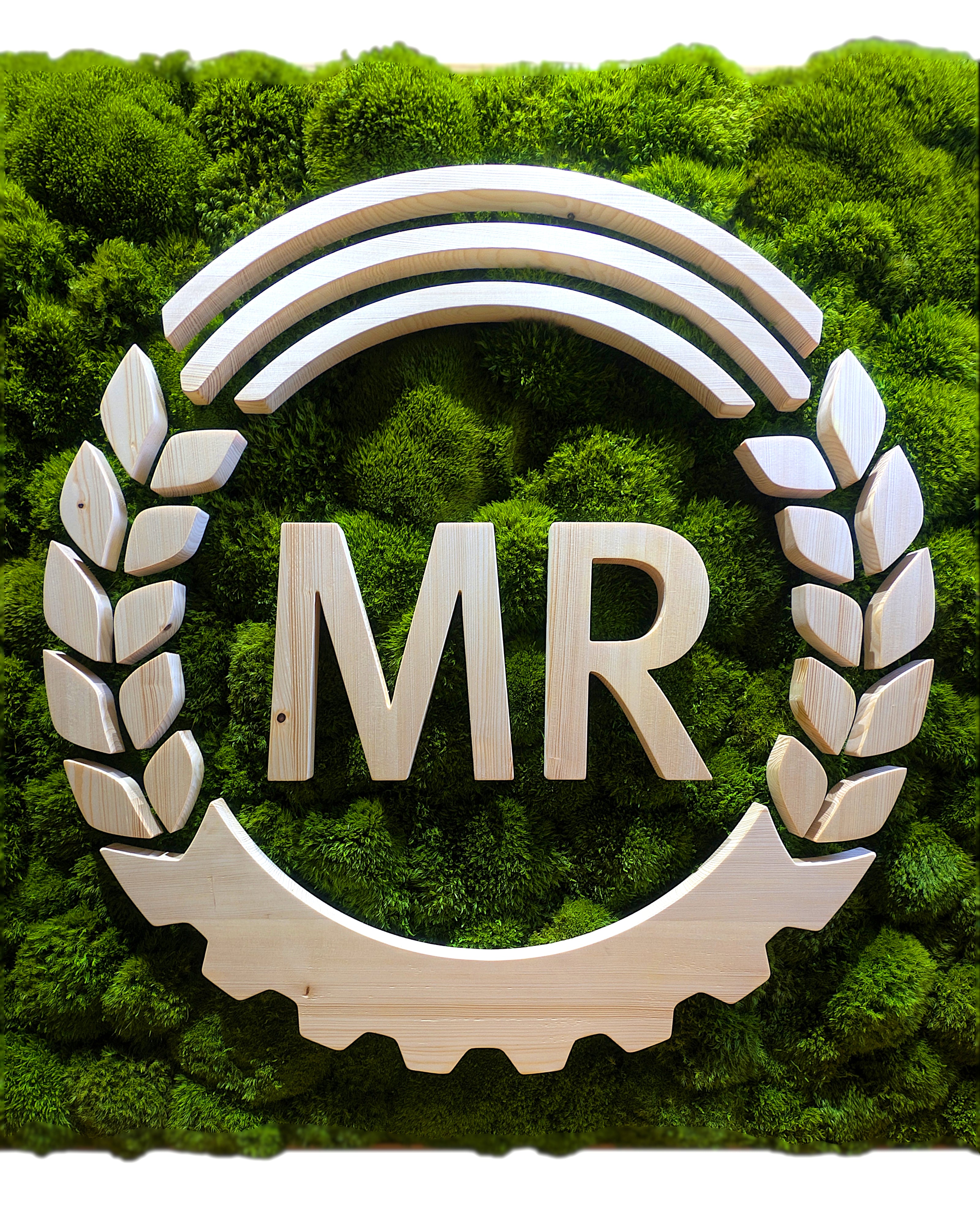 Moosbild mit Holzlogo aus Fichte (4).jpg