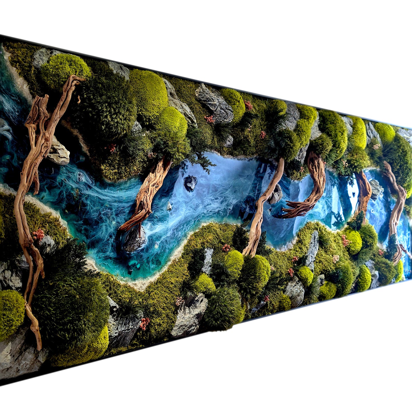 Moosbild Panorama "Wild River" – Wandkunst aus Epoxidharz