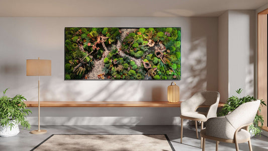 Moosbild 'Waldpfade Herbst' mit echten Wurzeln im modernen Raumdesign, bringt Natur ins Zuhause.